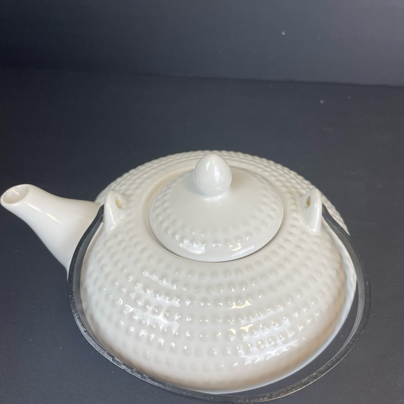 Maxwell & Williams Jozo Tea PotWhite Good Condition - Picture 2 of 7